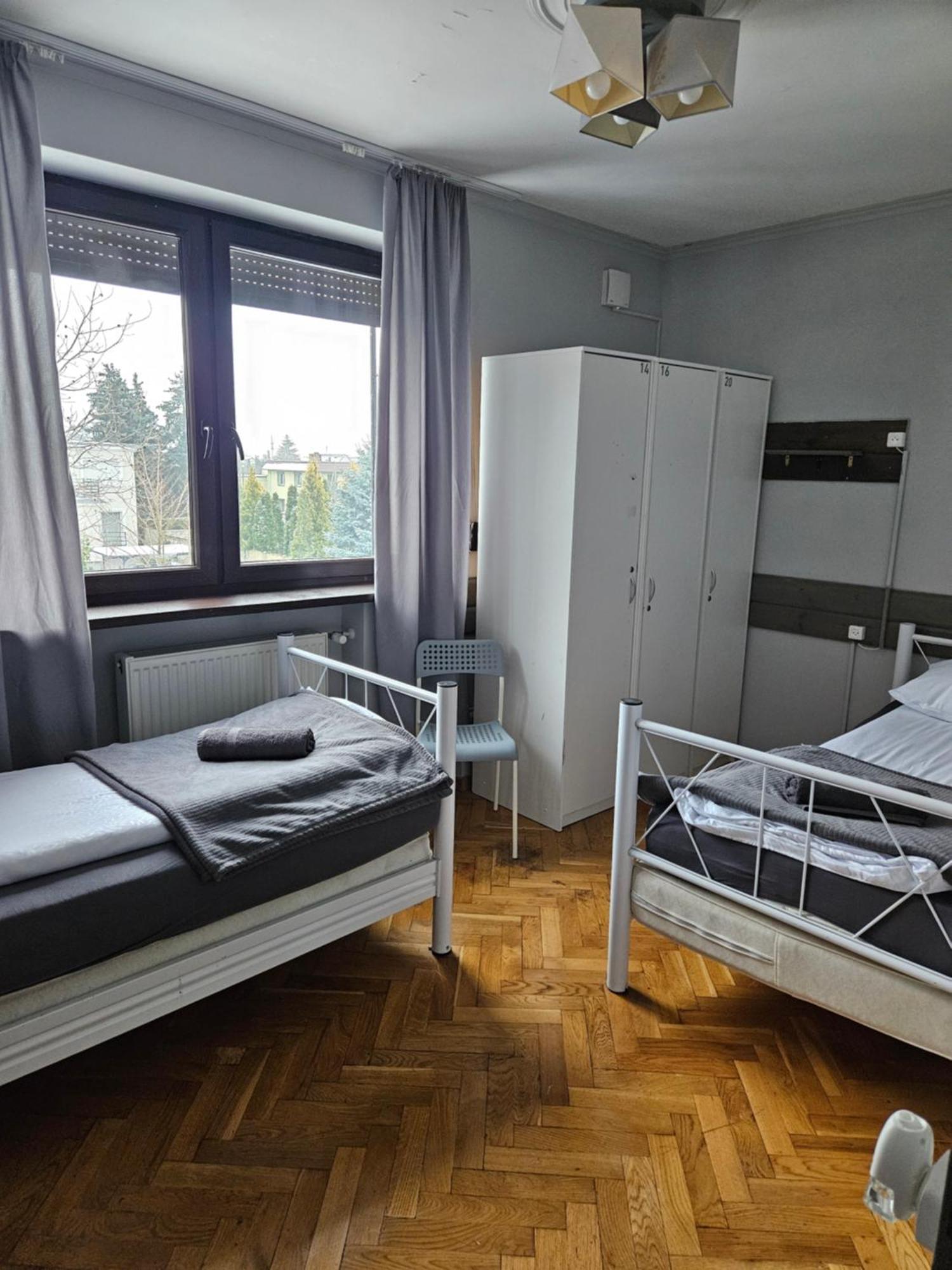 Pokoje Pracownicze Кімнати Для Працівників,Гуртожиток Swarzędz Dış mekan fotoğraf